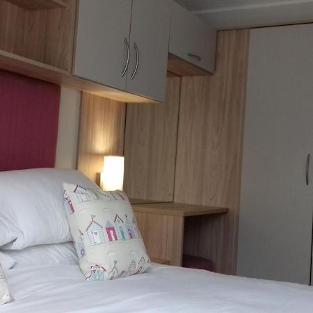 Porth Retreat At Newquay Bay Resort Esterno foto