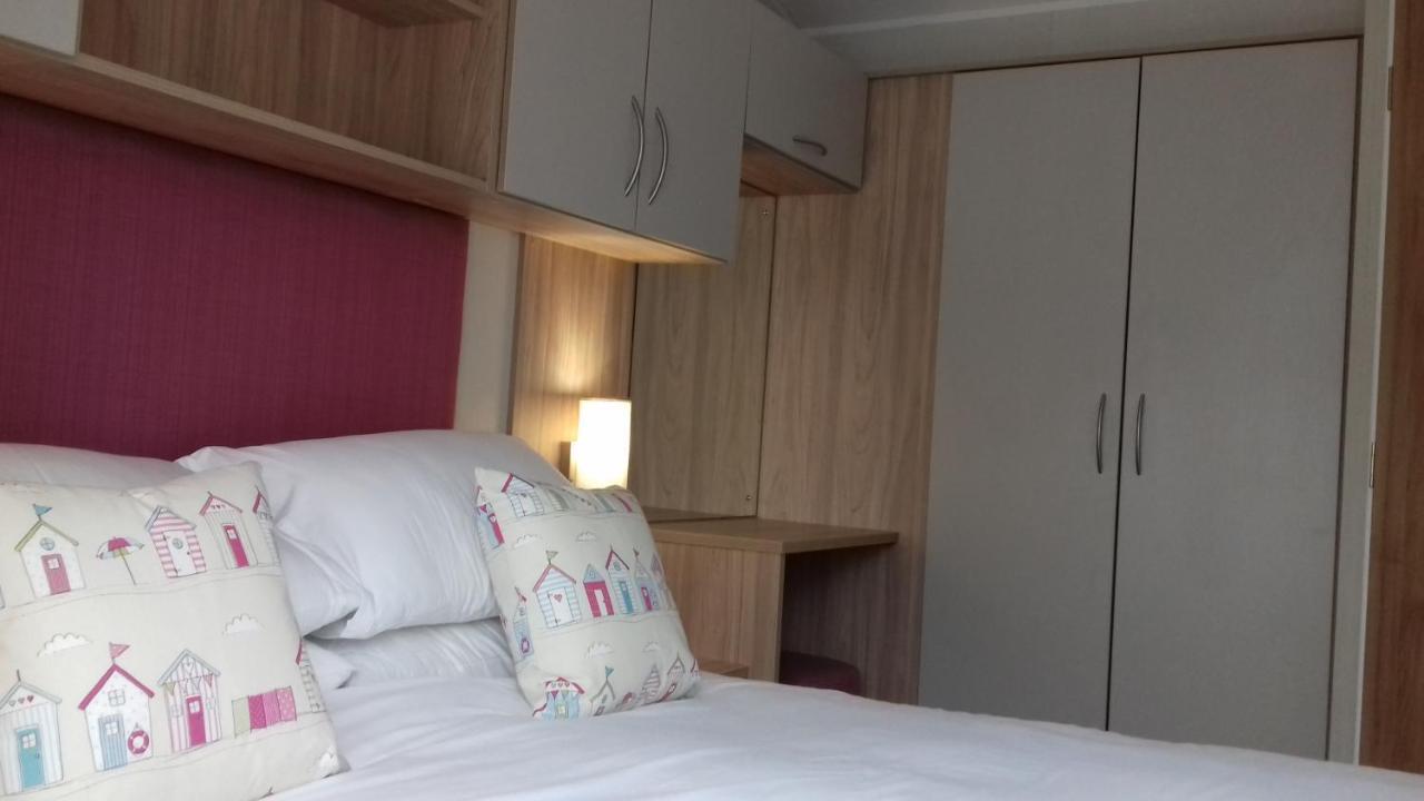 Porth Retreat At Newquay Bay Resort Esterno foto