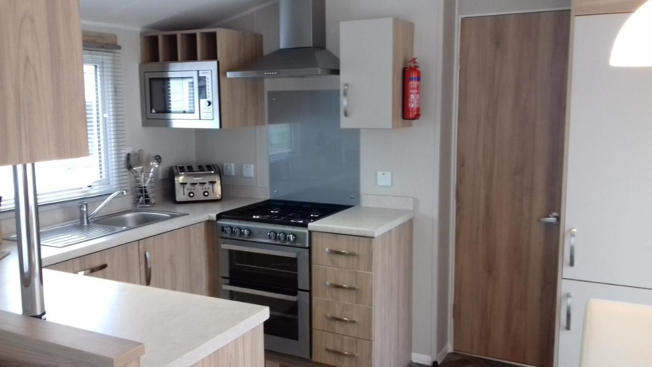 Porth Retreat At Newquay Bay Resort Esterno foto